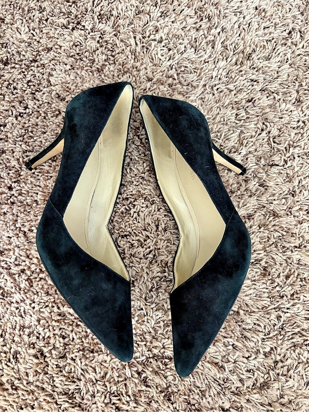 Marc Fisher Black Pointed-Toe Heels